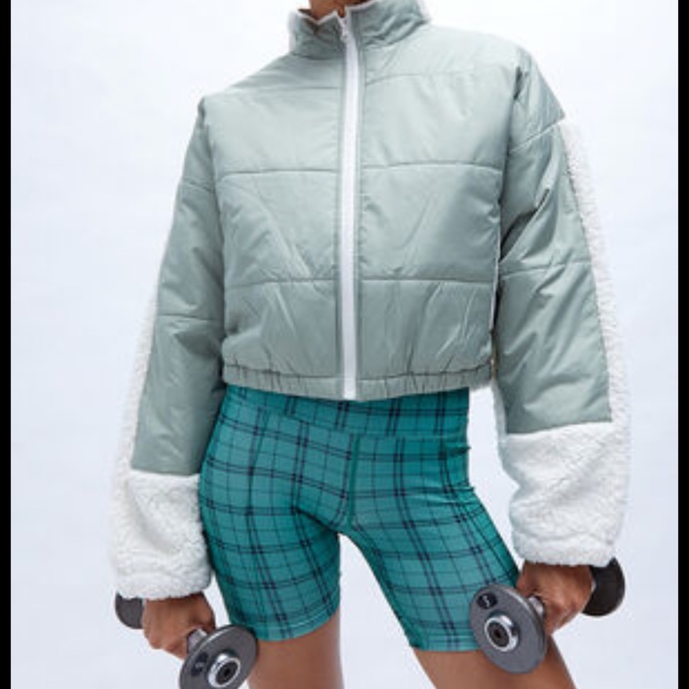 PACSUN LA Hearts active puffer sherpa jacket size M/L